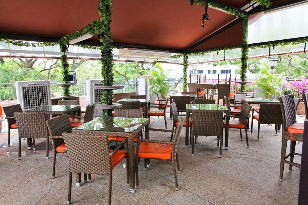 The Residence At Singapore Recreation Club Exterior photo